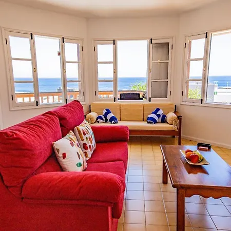 Daire Penthouse Ocean View Puerto del Carmen (Lanzarote)
